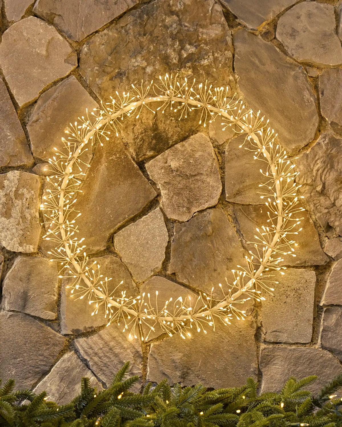 Outdoor Lit Cluster Fairy Wreath
