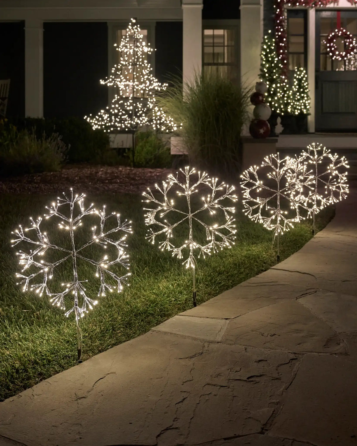 Outdoor Solar Snowflake Pathway Lights
