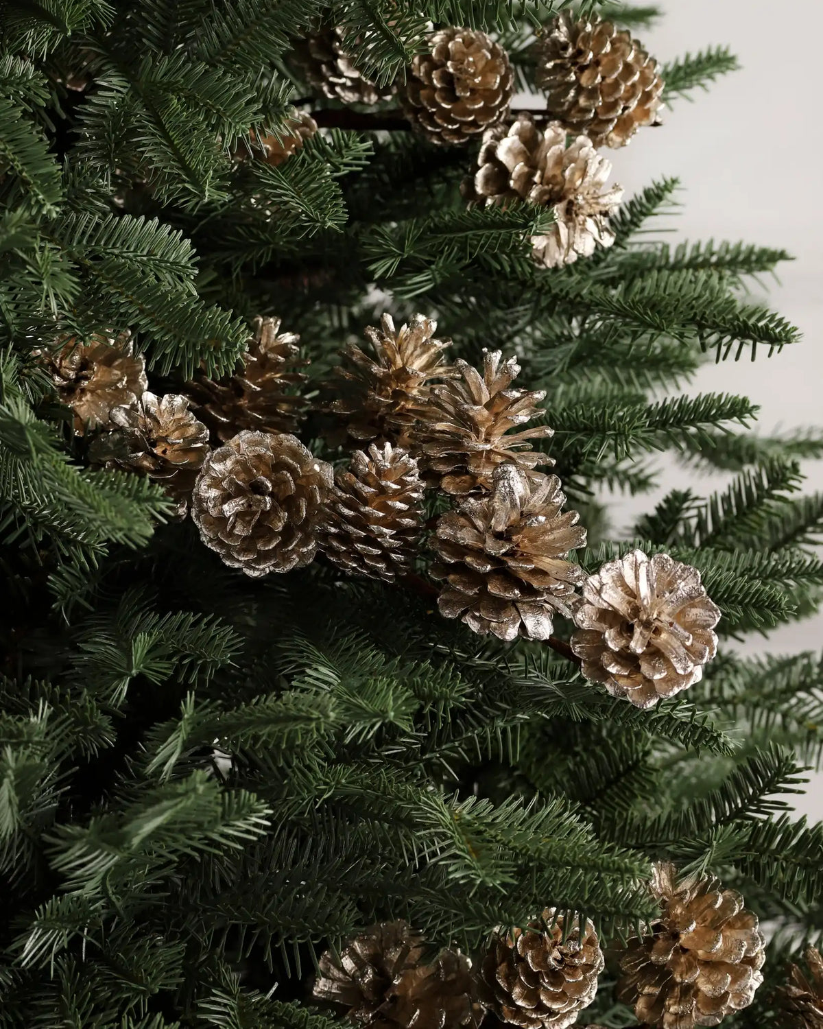 Pinecone Christmas Tree Picks