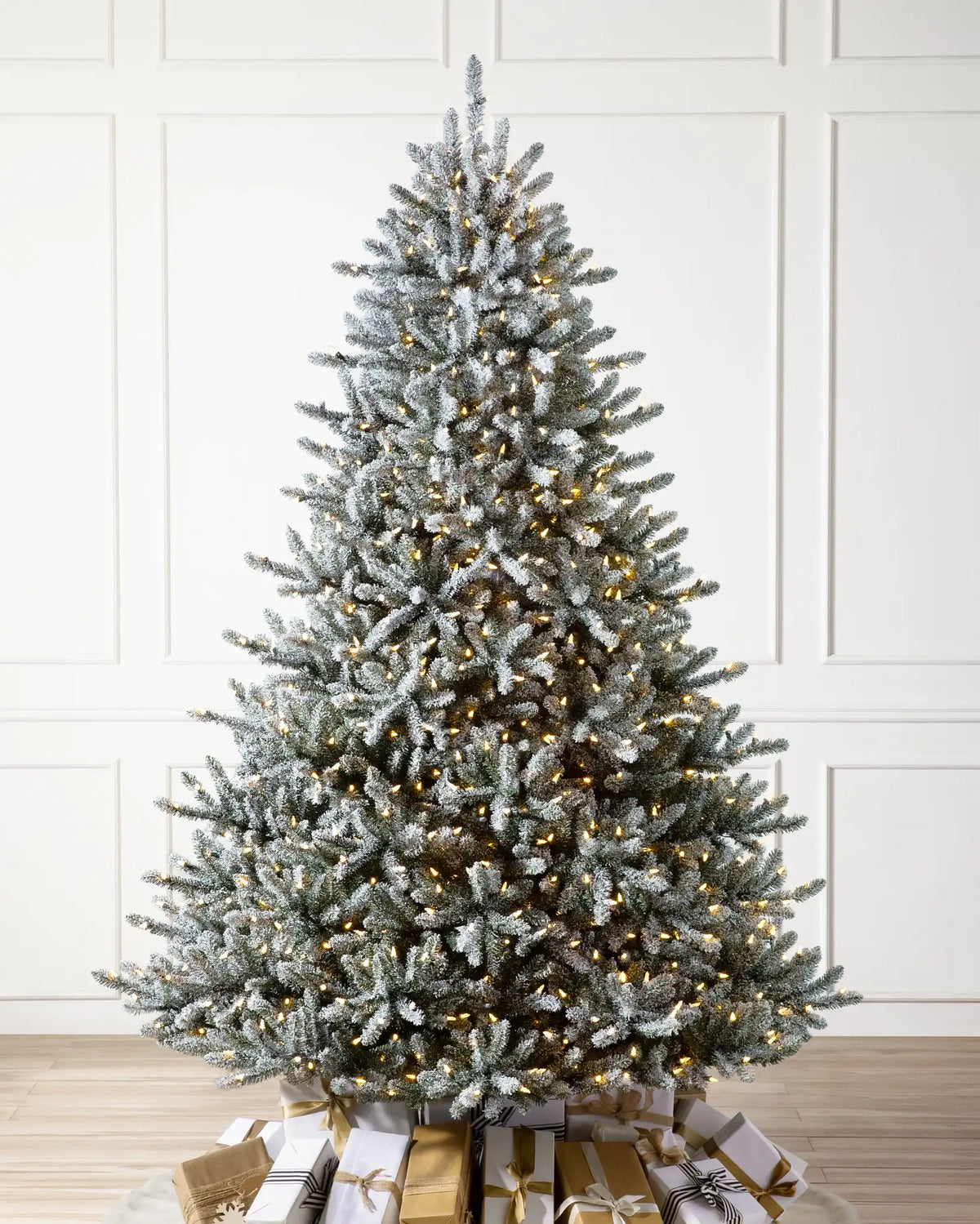 Frosted Classic Blue Spruce® Christmas Tree