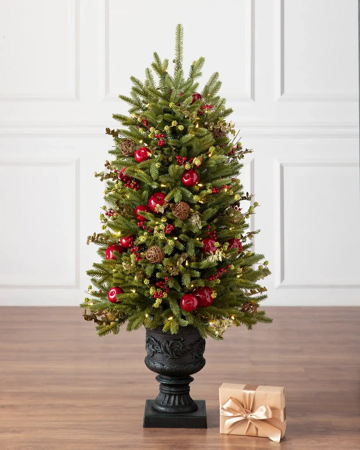 BH Norway Spruce Holiday Foliage