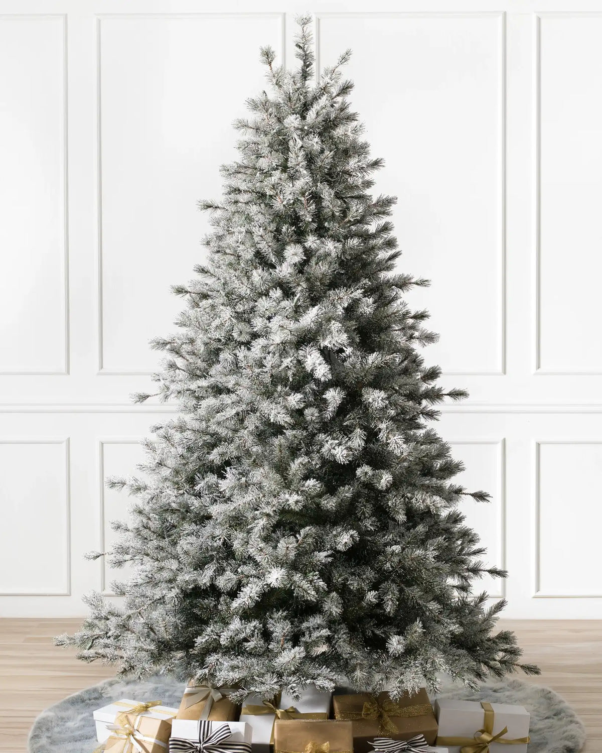 Frosted Sugar Pine® Christmas Tree