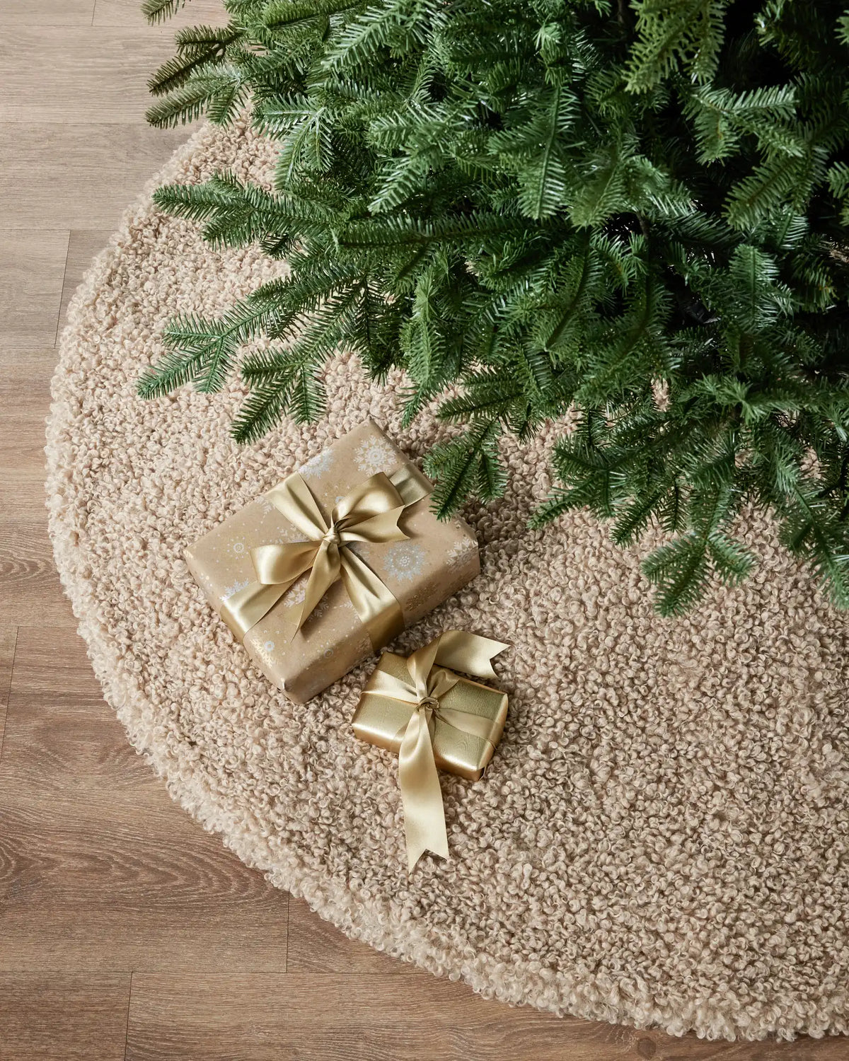 Bouclé Tree Skirt