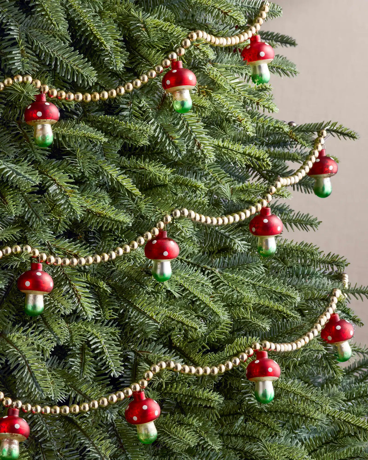 Red Woodland Mushrooms Glass Tree Garland