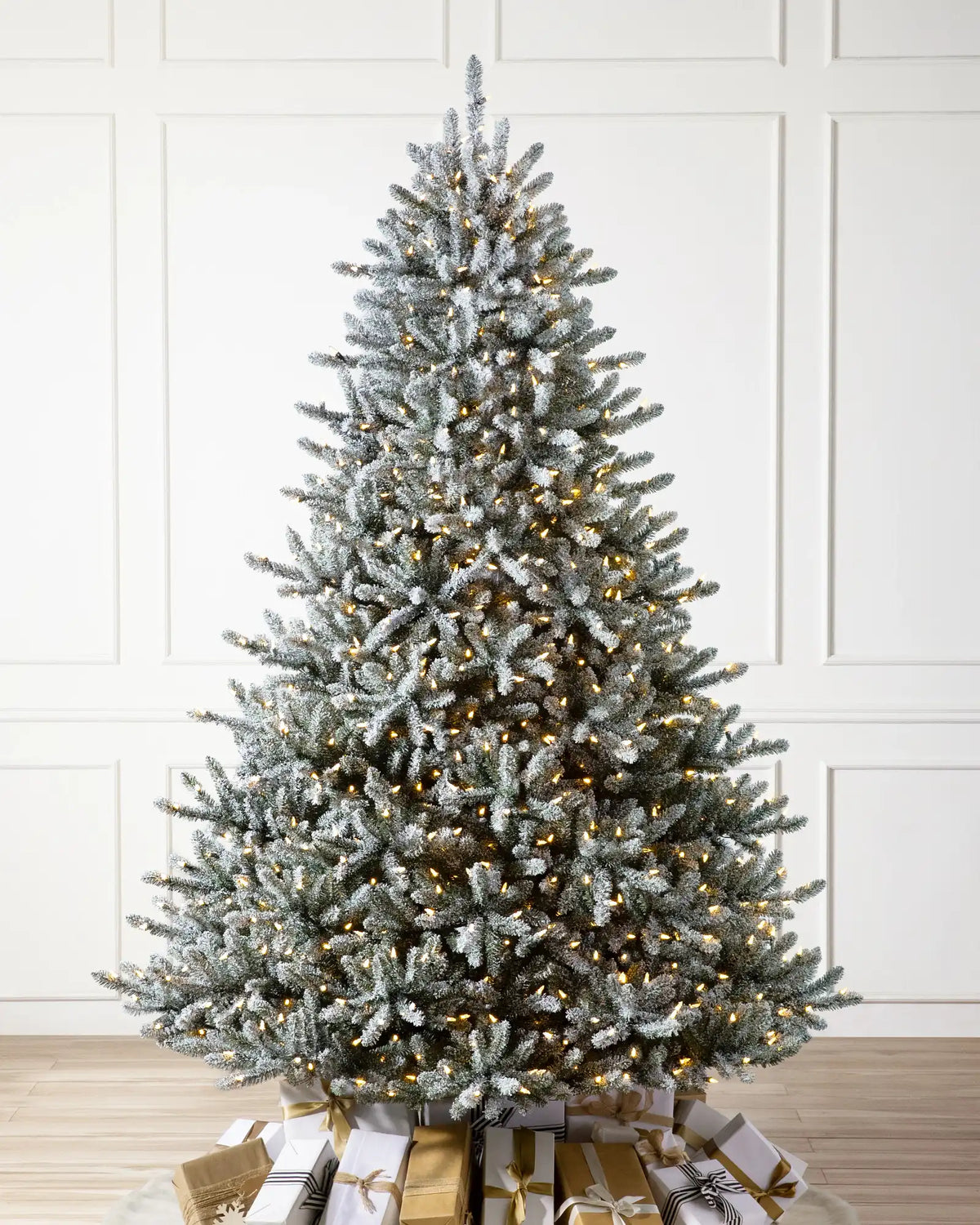 Frosted Classic Blue Spruce® Christmas Tree