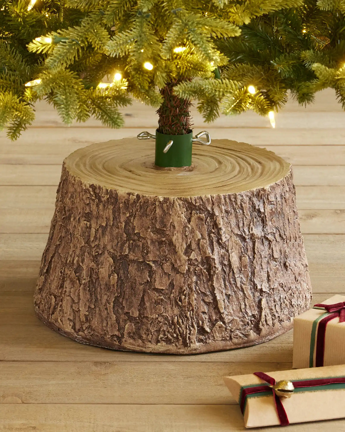 Tree Bark Stand