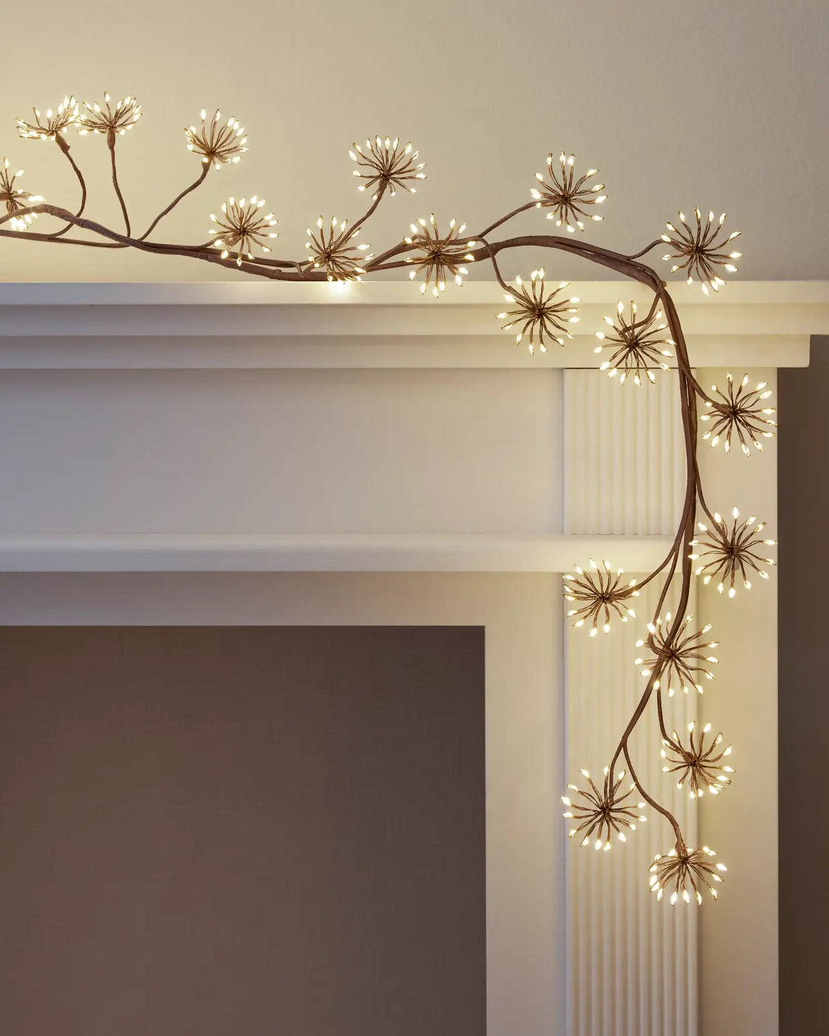 Outdoor Lit Cluster Fairy Starburst Garland