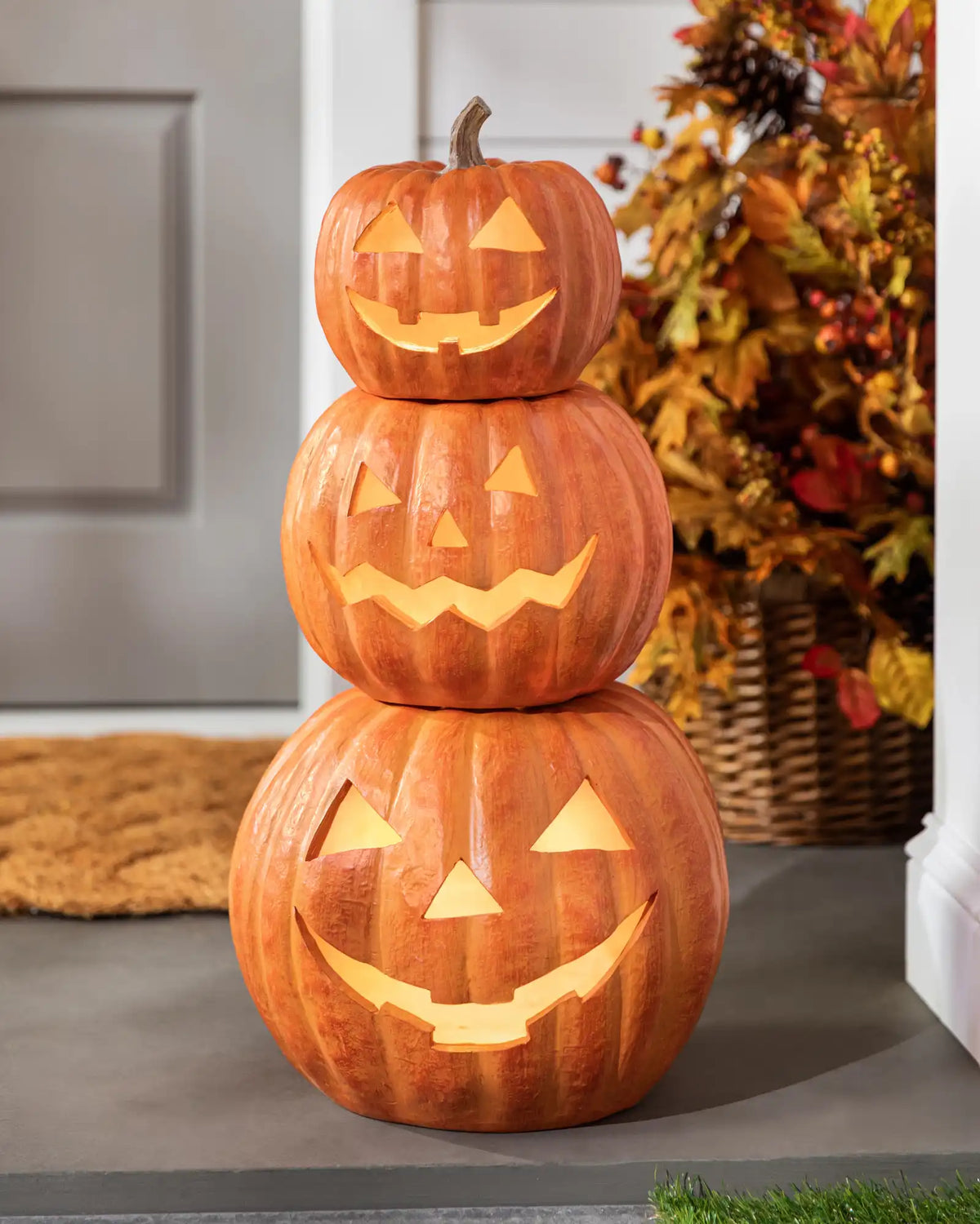Lit Stackable Jack-o'-Lantern Sets
