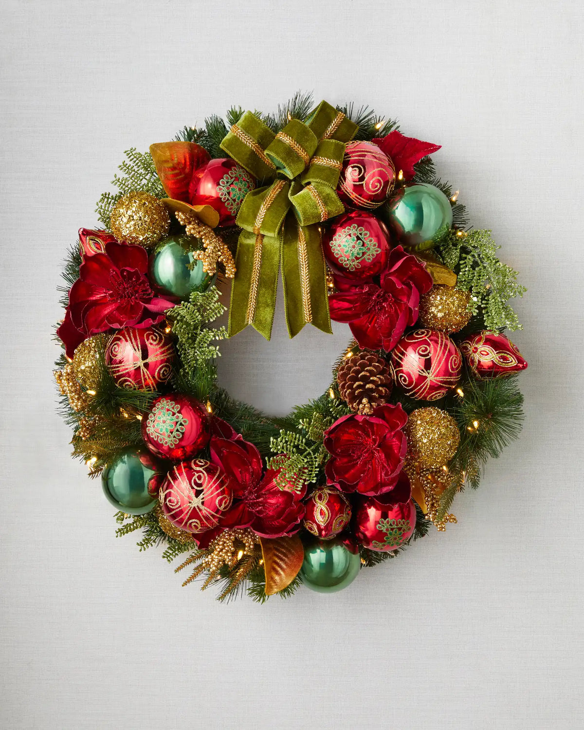 Outdoor Holiday Grandeur Foliage