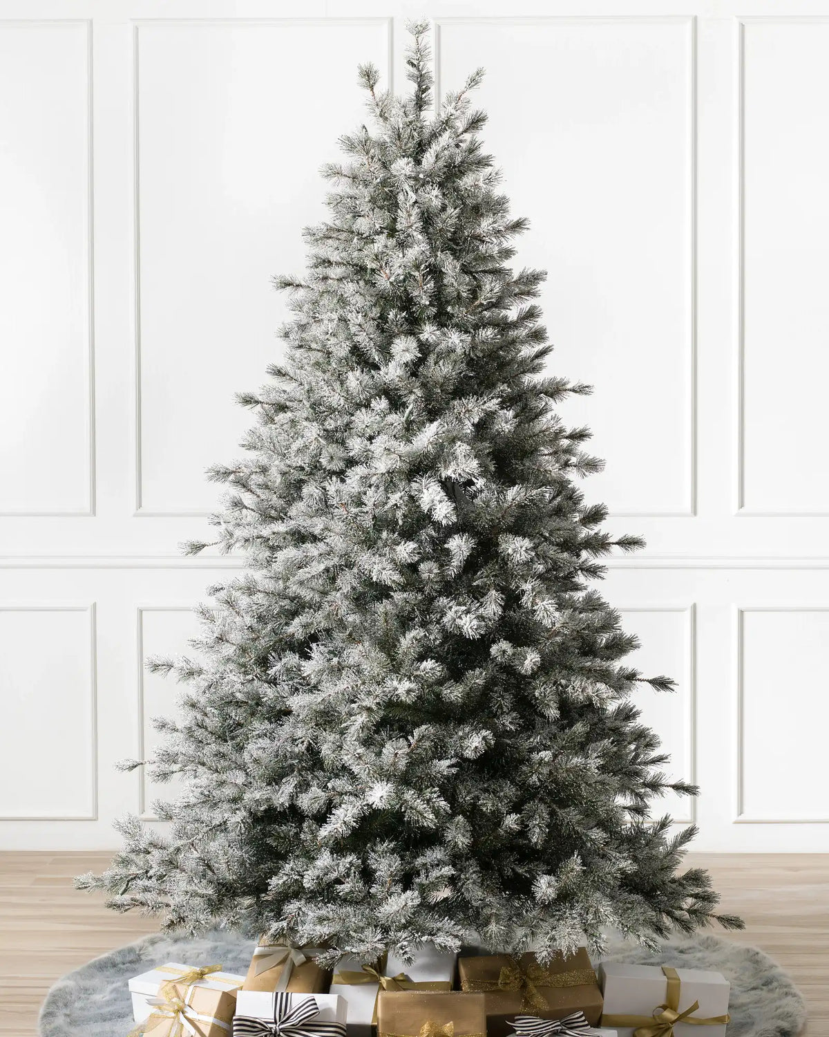 Frosted Sugar Pine® Christmas Tree